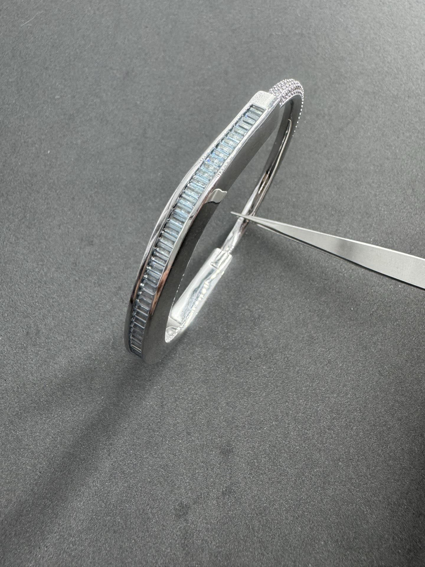 Tiffany & Co Happy Diamonds Bangle Bracelet